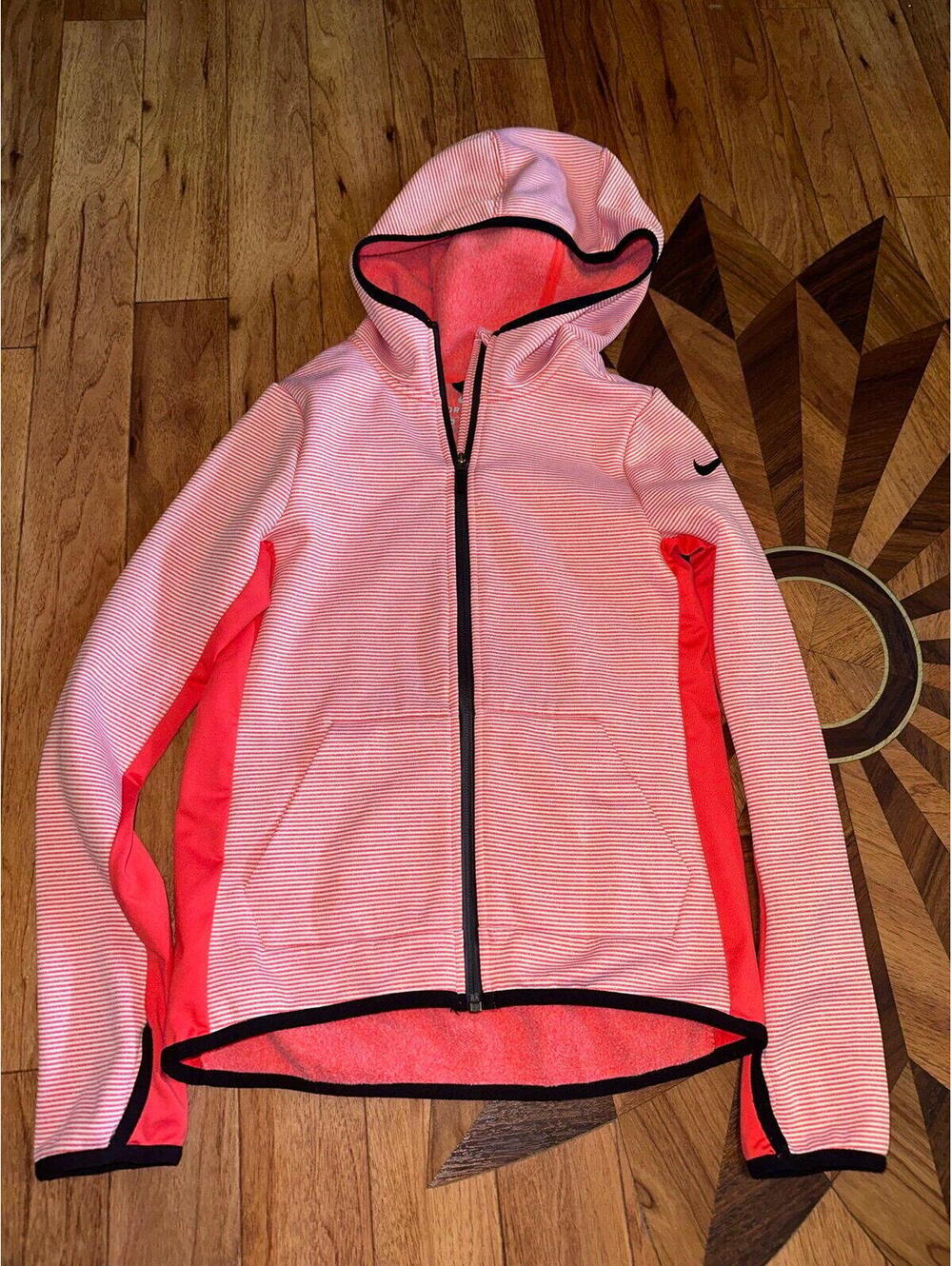 Nike Girls Zip Up Jacket Size Medium
